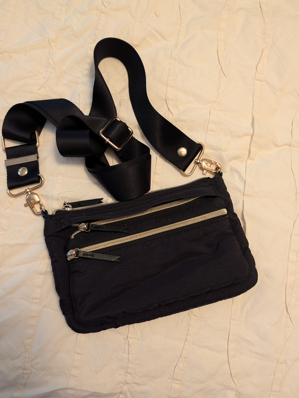 Stella & Dot Zip Up Convertible Crossbody with Gold Hardware